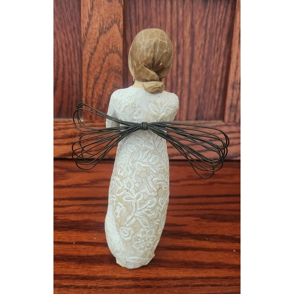 Willow Tree‎ Remembrance Figurine Hands Cradling Heart Angel Wings Demdaco 2010 - Picture 3 of 5